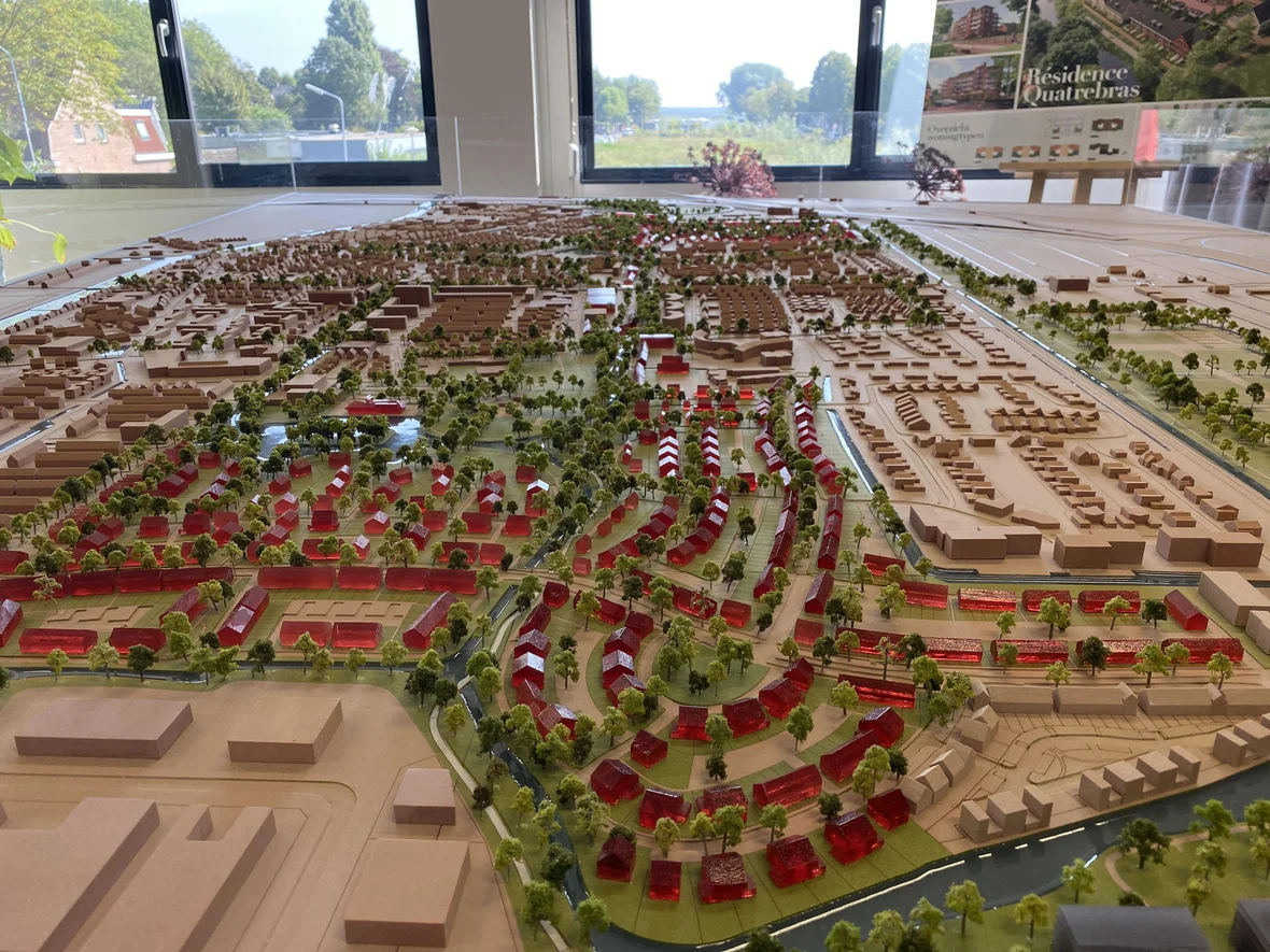 Kom je de maquette bekijken in het informatiecentrum?
